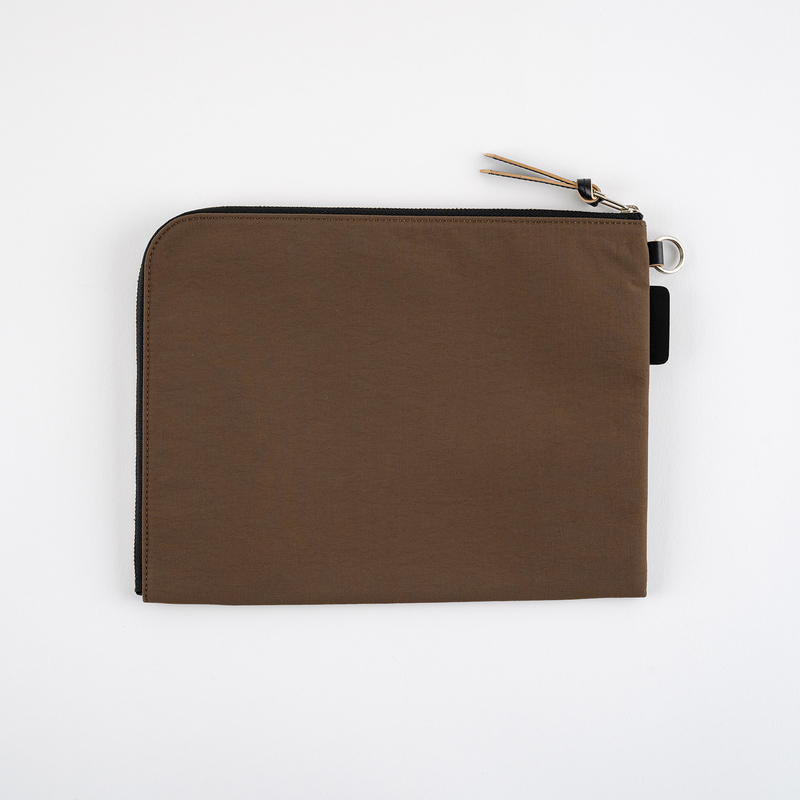 Hobonichi Hobonichi Tragen Flat Pouch for A5 Brown
