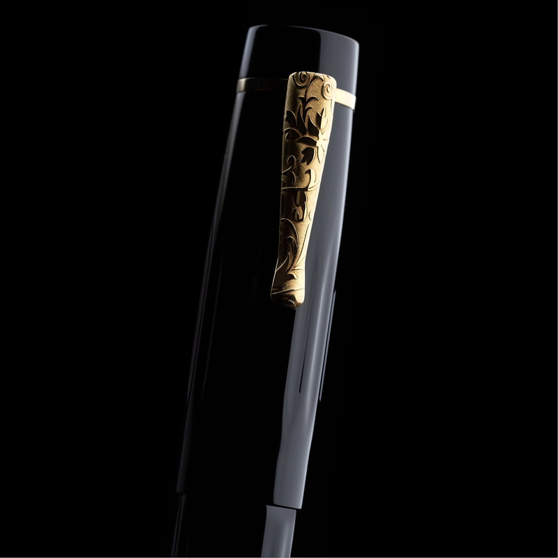 Delta Delta Bio+16 Fountain Pen Black No. 8 Nib 14k