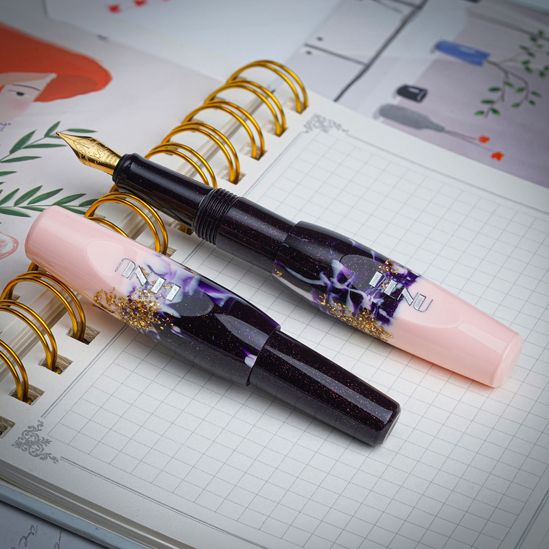 Benu Benu Pixie Penna Stilografica Plum Cream