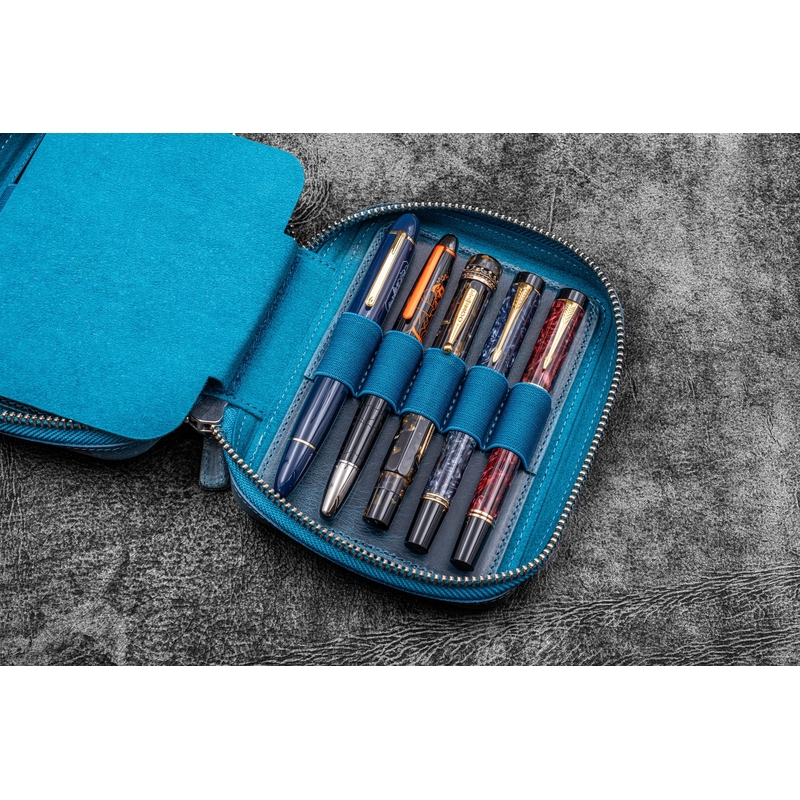 Galen Leather Galen Leather Expansi-Pouch Portapenne in Pelle 10 Posti Crazy Horse Ocean Blue