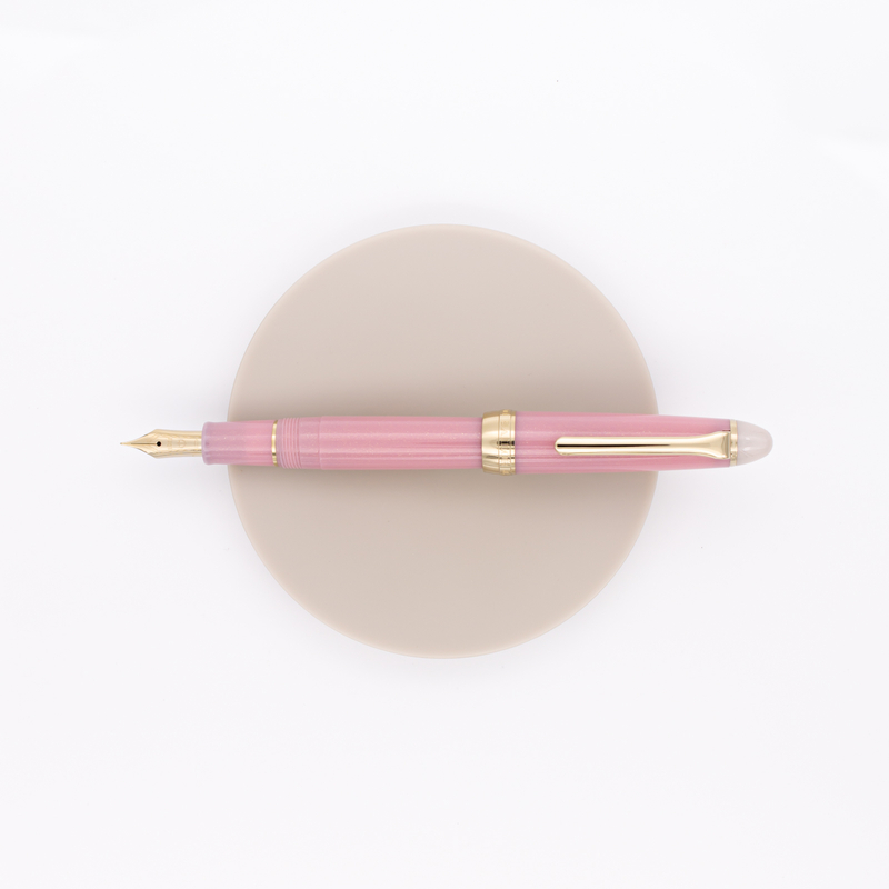 Sailor Shikiori Fountain Pen Yozakura