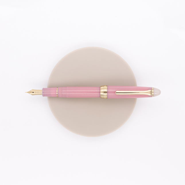 Sailor Shikiori Fountain Pen Yozakura