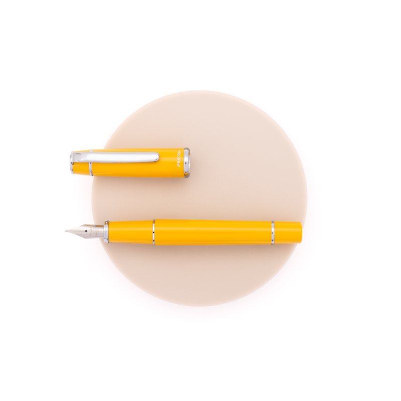 Pilot Pilot Prera Fountain Pen Warm Yellow Pilot Pilot Prera Fountain Pen Warm Yellow