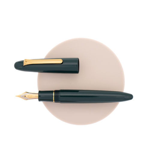 Sailor King of Pen Color Urushi Kaga Fountain Pen Pine Green