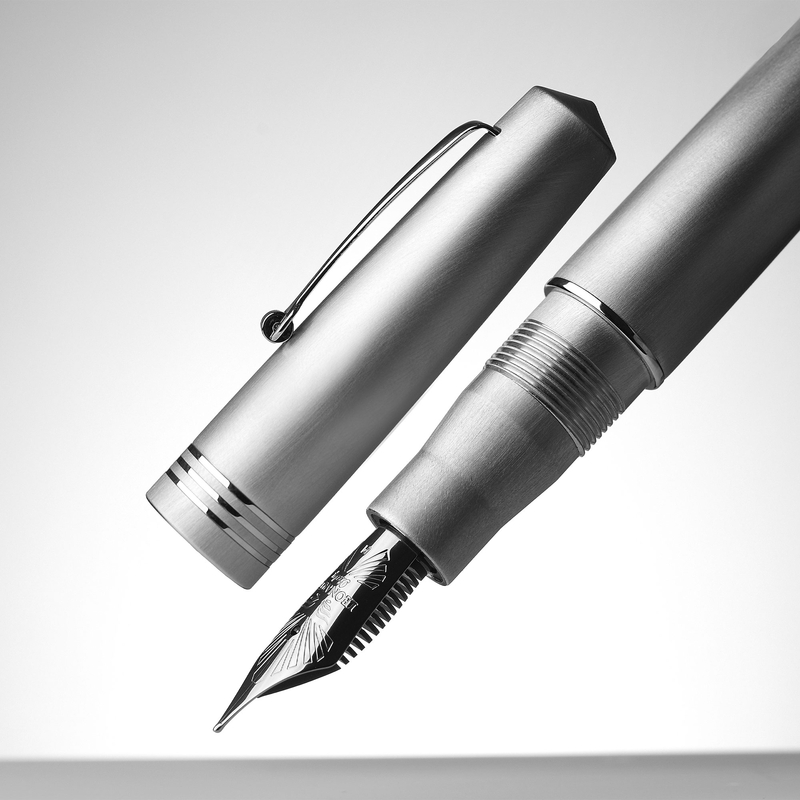 Leonardo Officina Italiana Leonardo Momento Zero Penna Stilografica Alumina & Rodio 14k Edizione Limitata