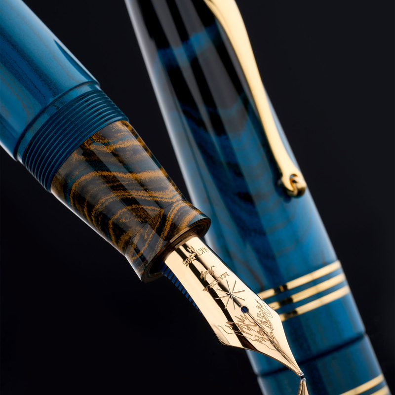 Maiora Maiora Everest Fountain Pen Celestia