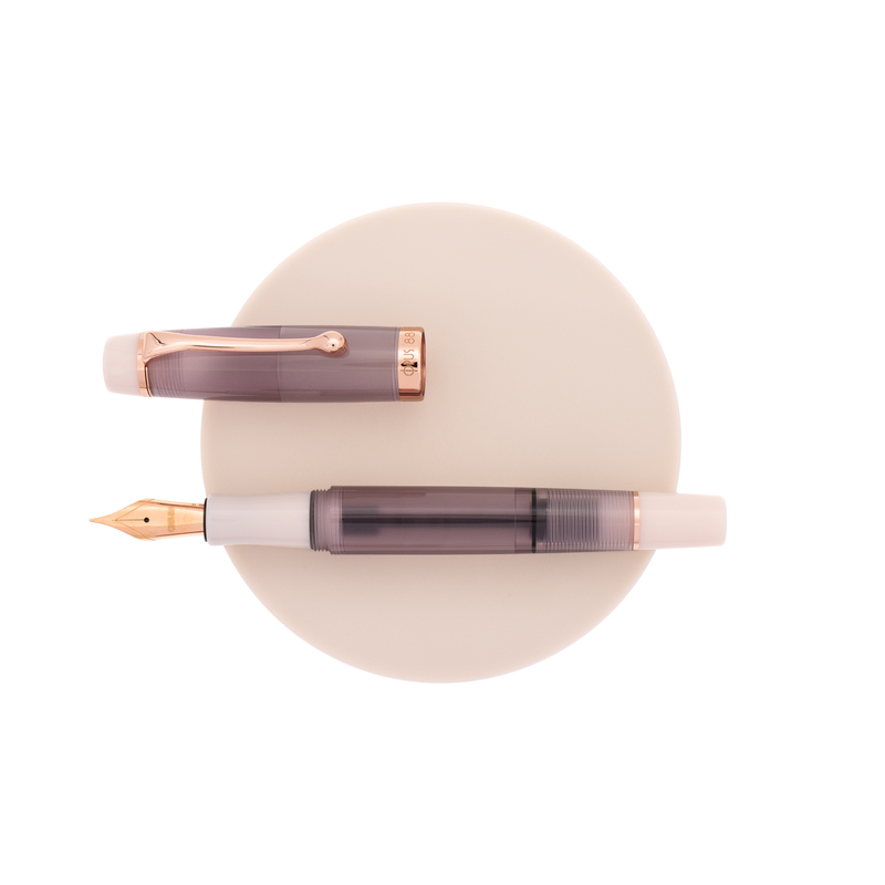 Opus 88 Opus 88 Harmony Penna Stilografica Mocha Mousse Opus 88 Opus 88 Harmony Penna Stilografica Mocha Mousse