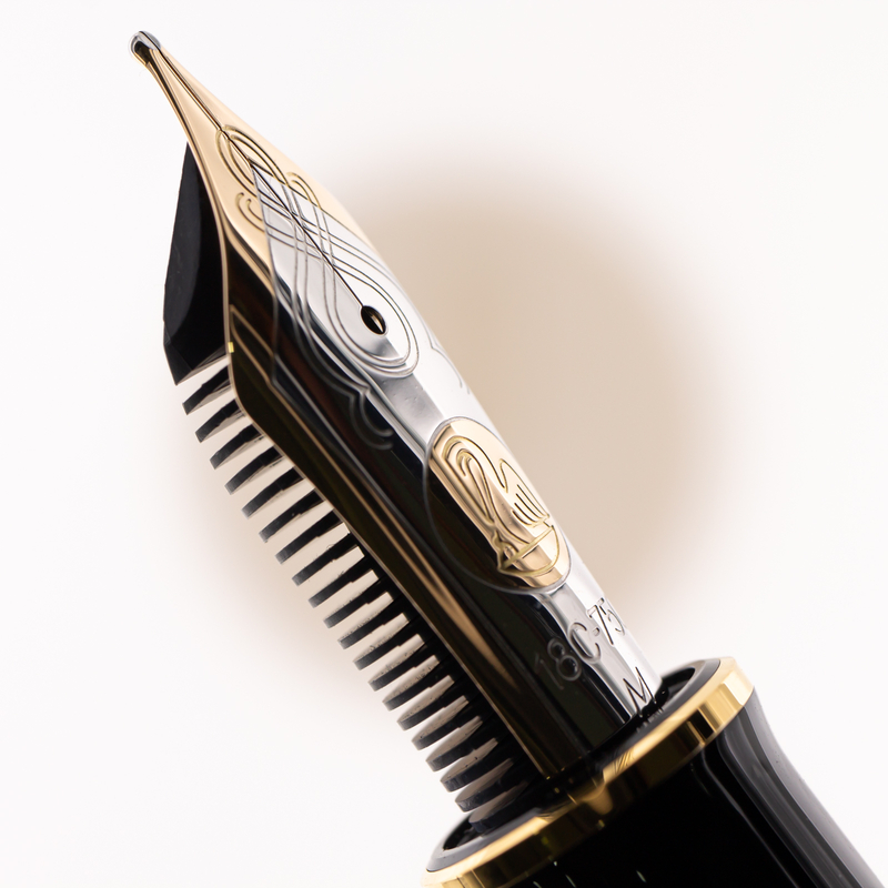 Pelikan Pelikan Souveran M1000 Maki-e Fountain Pen Goldfish Limited Edition
