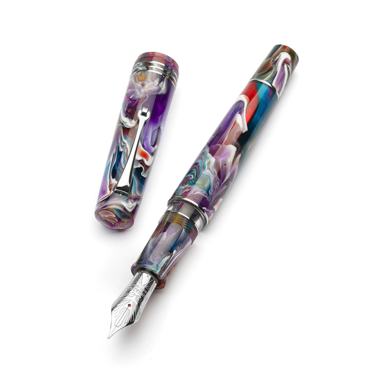 Leonardo Momento Zero Grande 2.0 Fountain Pen Primary Manipulation 1 Vesuvio No. 8 Nib