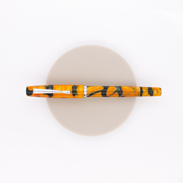 Noodler's Konrad Acrylic Fountain Pen Emeralds on the Sun
