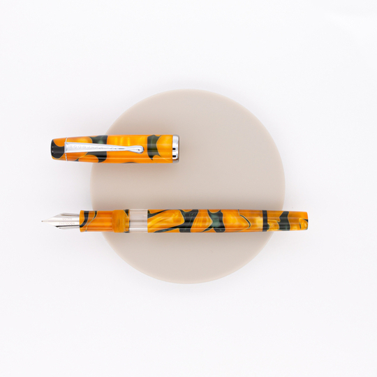 Noodler's Konrad Acrylic Fountain Pen Emeralds on the Sun