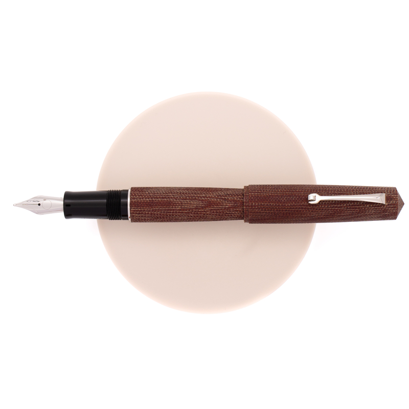 Leonardo Officina Italiana Leonardo x Stilo&Stile Momento Zero Grande Penna Stilografica Micarta Edizione Limitata