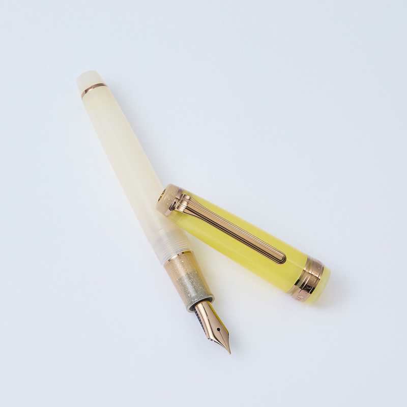 Sailor Sailor Professional Gear Slim Dried Flower II Fountain Pen Marigold Sailor Sailor Professional Gear Slim Dried Flower II Fountain Pen Marigold