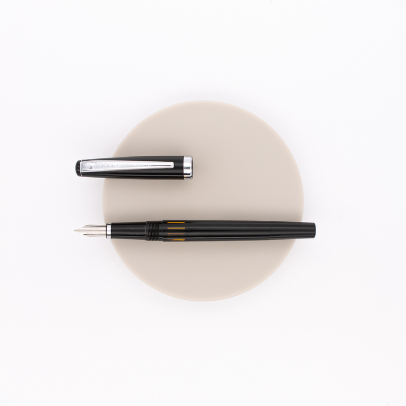 Noodler's Nib Creaper Fountain Pen Black