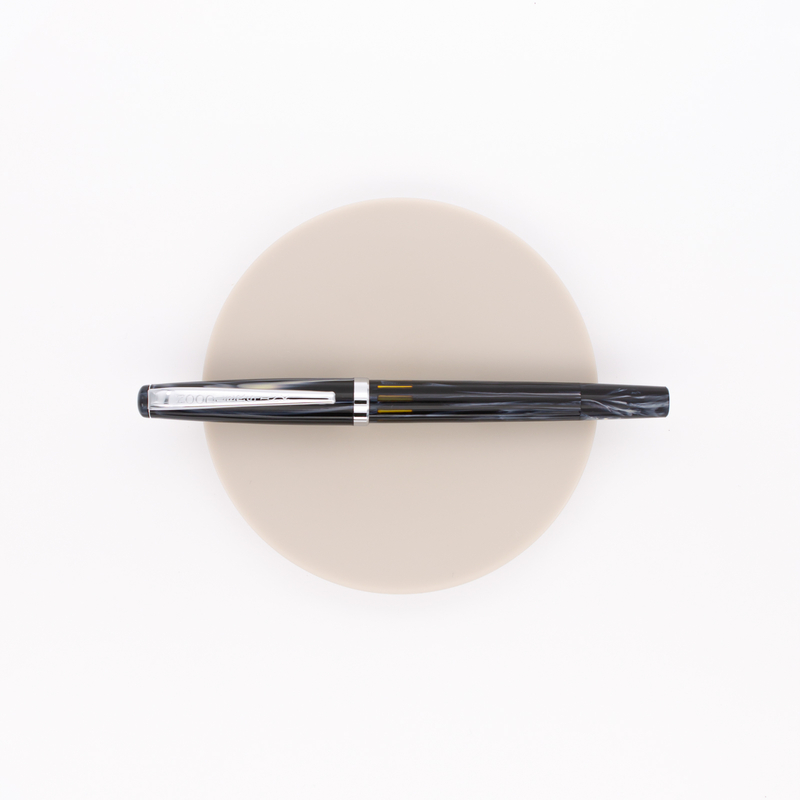 Noodler's Nib Creaper Fountain Pen Ivory Darkness