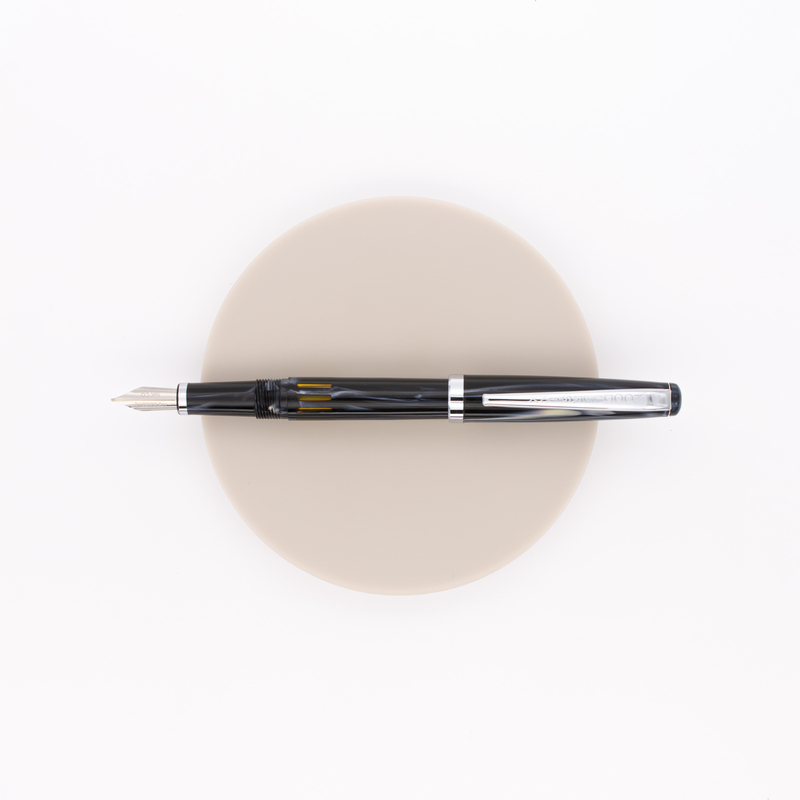 Noodler's Nib Creaper Fountain Pen Ivory Darkness