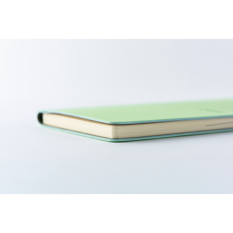 Hobonichi Hobonichi Techo Weeks 2026 Smooth: Melon Sorbet