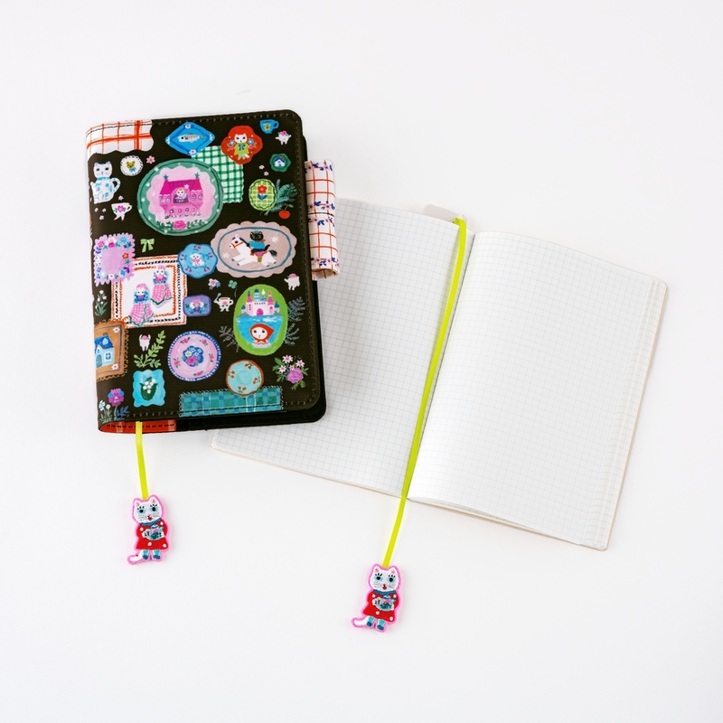 Hobonichi Hobonichi Embroidered Bookmark Yumi Kitagishi: White Cat