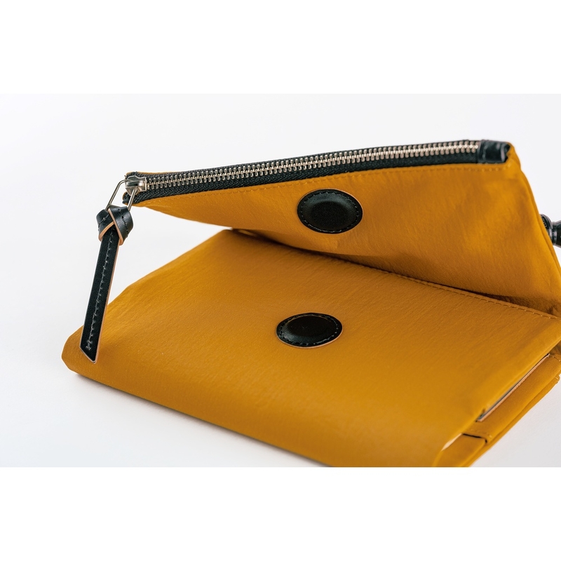 Hobonichi Hobonichi Tragen: Mustard A6 [Cover Only]
