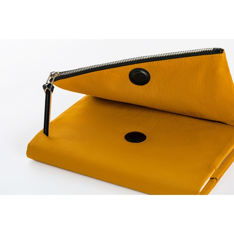 Hobonichi Hobonichi Tragen: Mustard A5 [Cover Only]