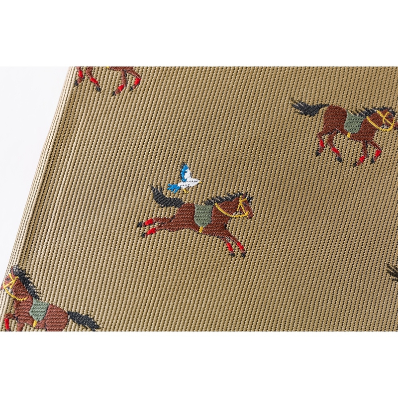 Hobonichi Hobonichi Hon A6 2026 Bow & Tie: Galloping Horses