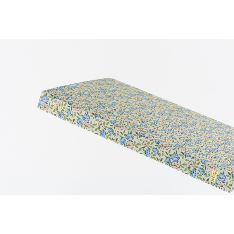 Hobonichi Hobonichi Hon A5 2026 Liberty Fabrics: Sasha Kiora