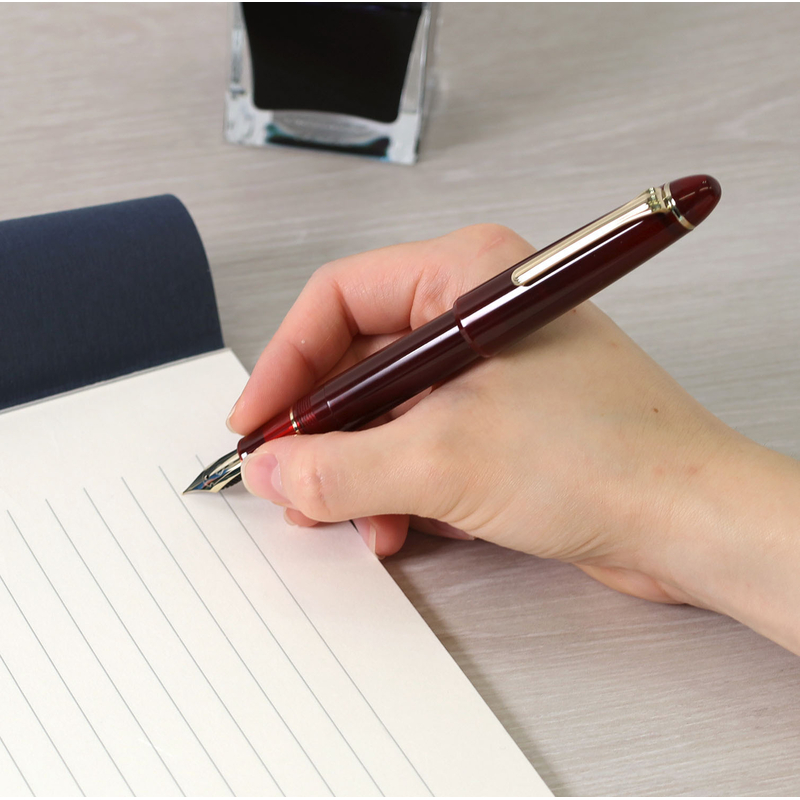 Sailor Sailor 1911 Casual L Fountain Pen Muted Red