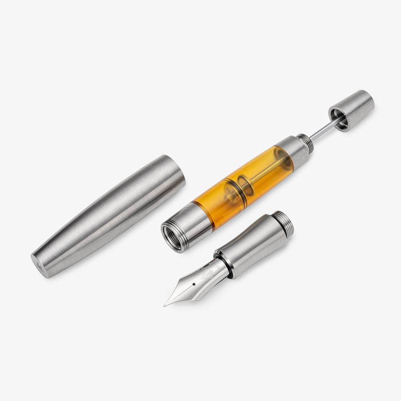 Gravitas Gravitas Monster Penna Stilografica Grade 5 Titanium Machine Finish