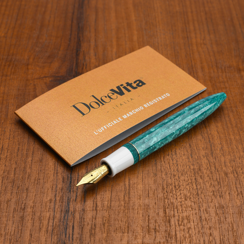 Dolcevita Leonardo x Dolcevita Furore Fountain Pen Smeralda & Gold