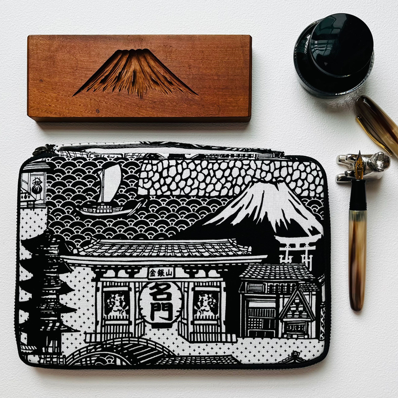 Kyoku Haku Kyoku Haku Pen Case for 10 Pens with Notebook Daruma Black