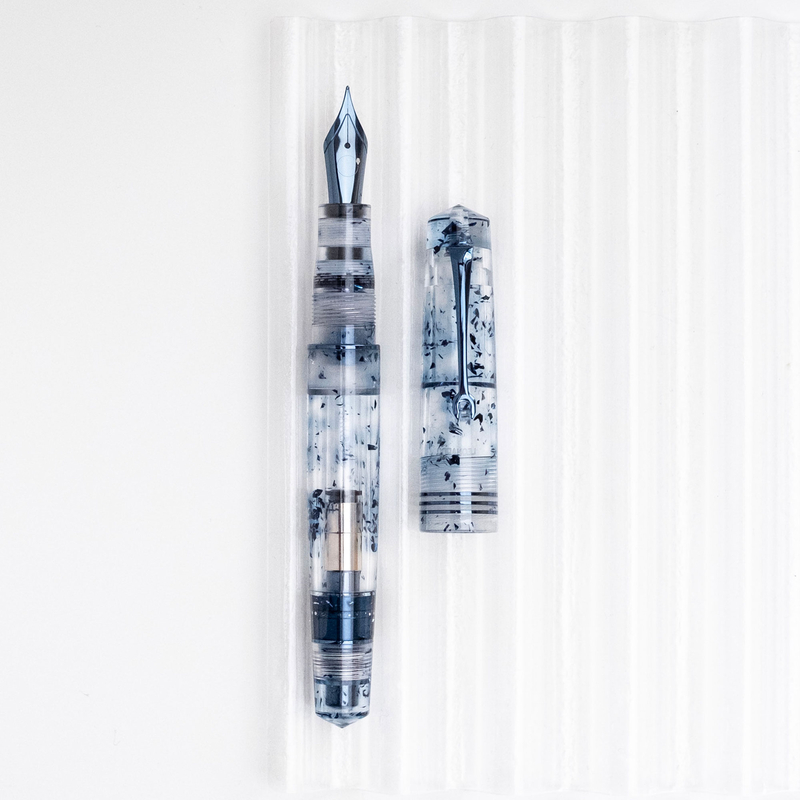 Leonardo Officina Italiana Leonardo x Stilo&Stile Momento Zero Fountain Pen Kintsugi Blue
