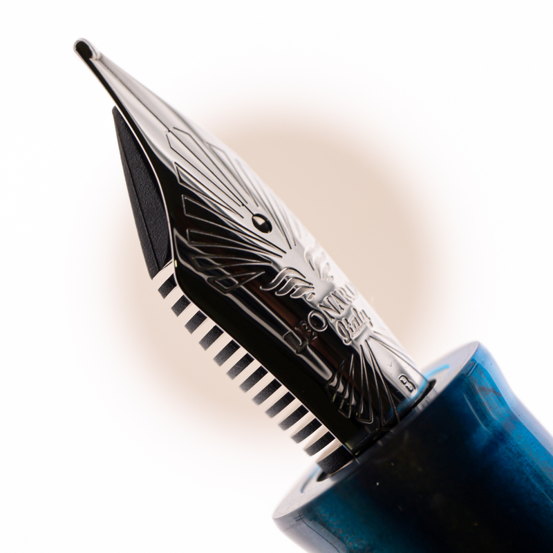 Leonardo Officina Italiana Leonardo Momento Zero Fountain Pen Pausilya & Rhodium