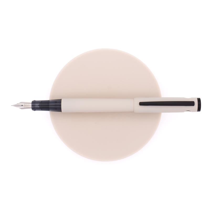 Pilot Pilot Lightive Penna Stilografica Ivory Matte