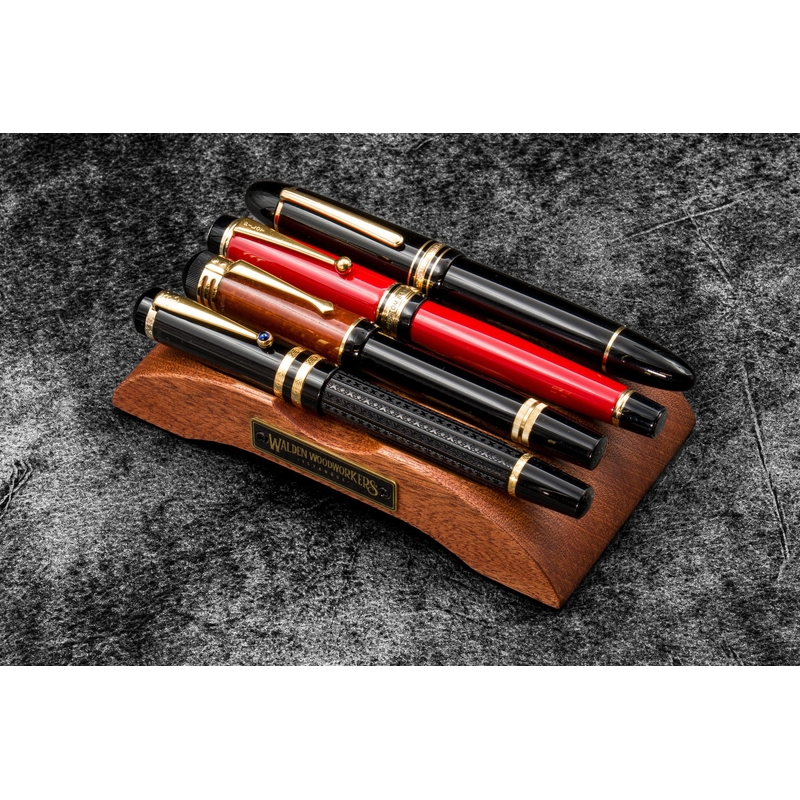 Galen Leather Galen Leather The Pen Arch Supporto Portapenne in Legno di Mogano