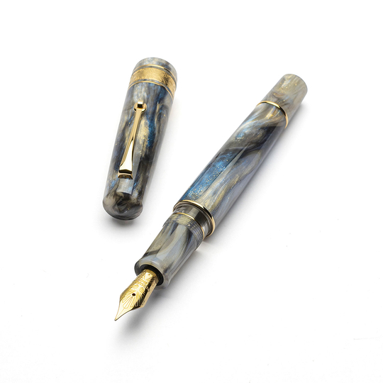 Leonardo Momento Zero Grande 2.0 Fountain Pen Orchid 14k Limited Edition
