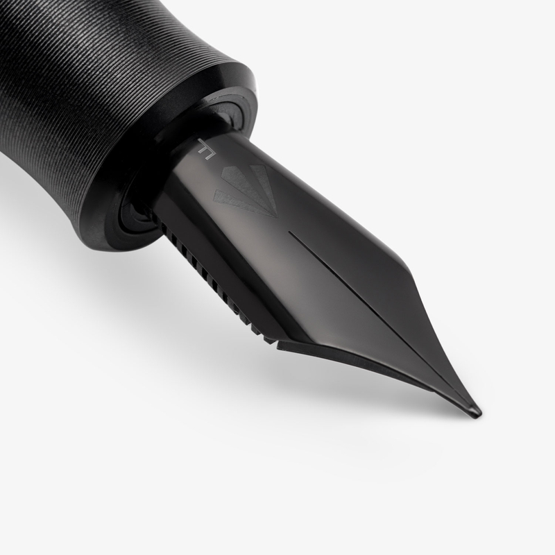 Gravitas Gravitas Vac 2.0 Aluminium Fountain Pen Black