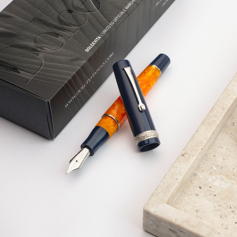 Dolcevita Leonardo x Dolcevita Momento Zero Fountain Pen Siren & Rhodium