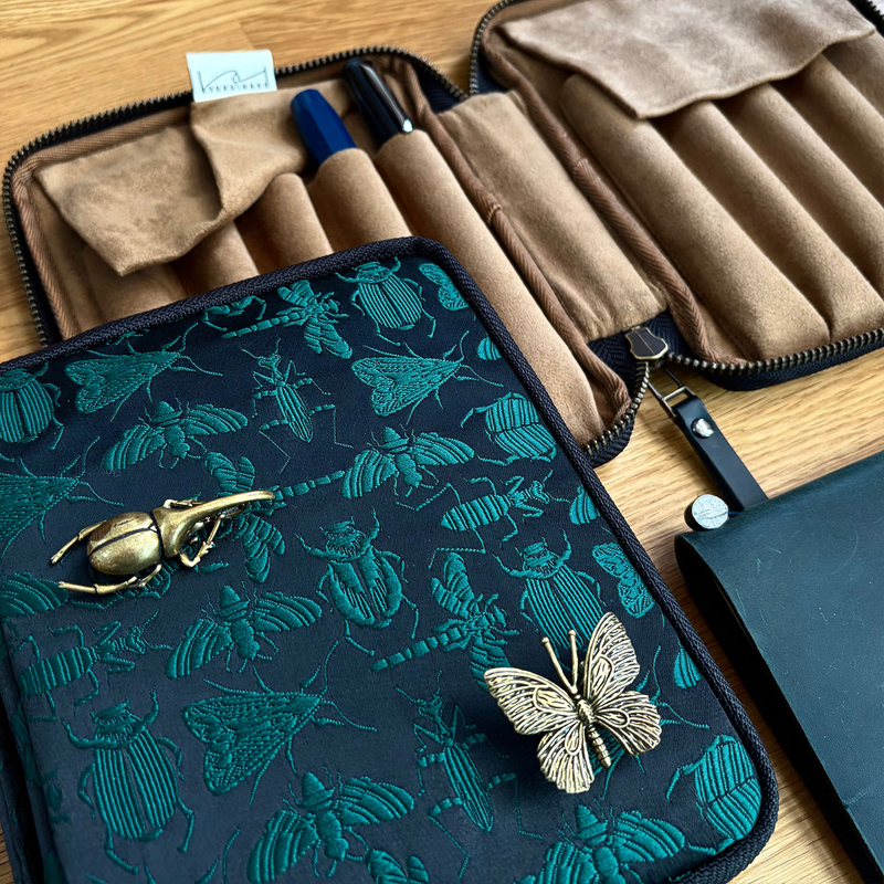 Kyoku Haku Kyoku Haku Pen Case for 10 Pens Cabinet of Curiosities