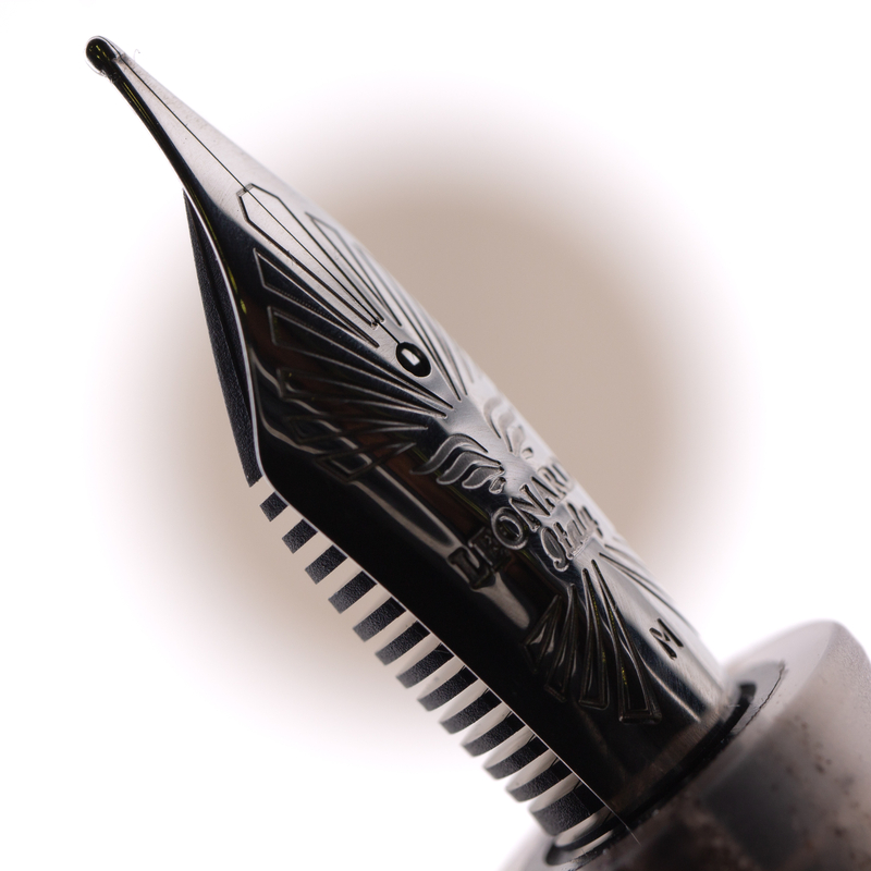 Leonardo Officina Italiana Leonardo x Stilo&Stile Momento Zero Grande Fountain Pen Milky Way