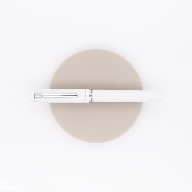 Platinum Procyon Fountain Pen Porcelain White