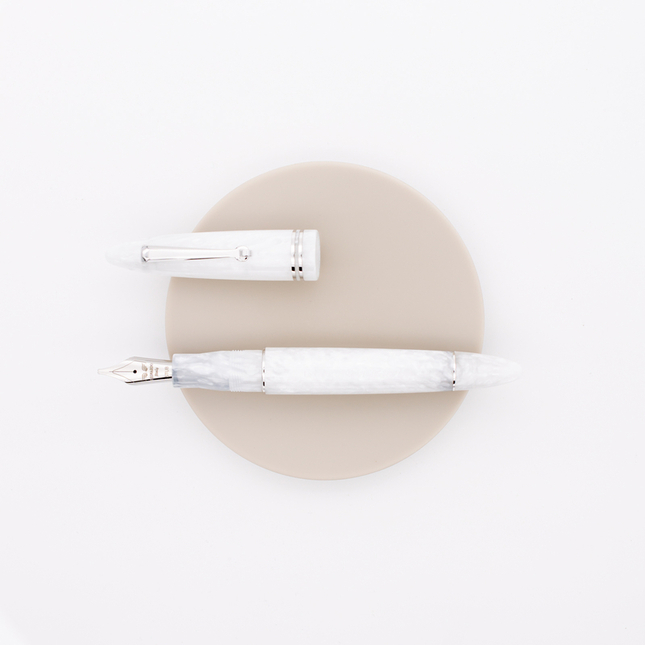 Leonardo Officina Italiana Furore Fountain Pen White Salt & Rhodium