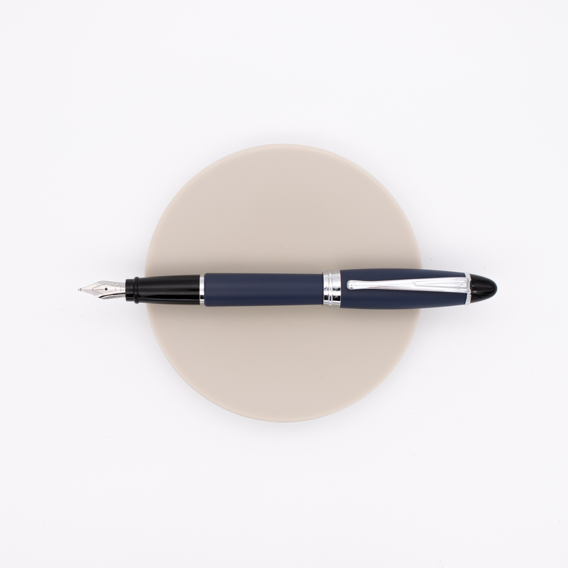 Aurora Ipsilon Satin Penna Stilografica Blu