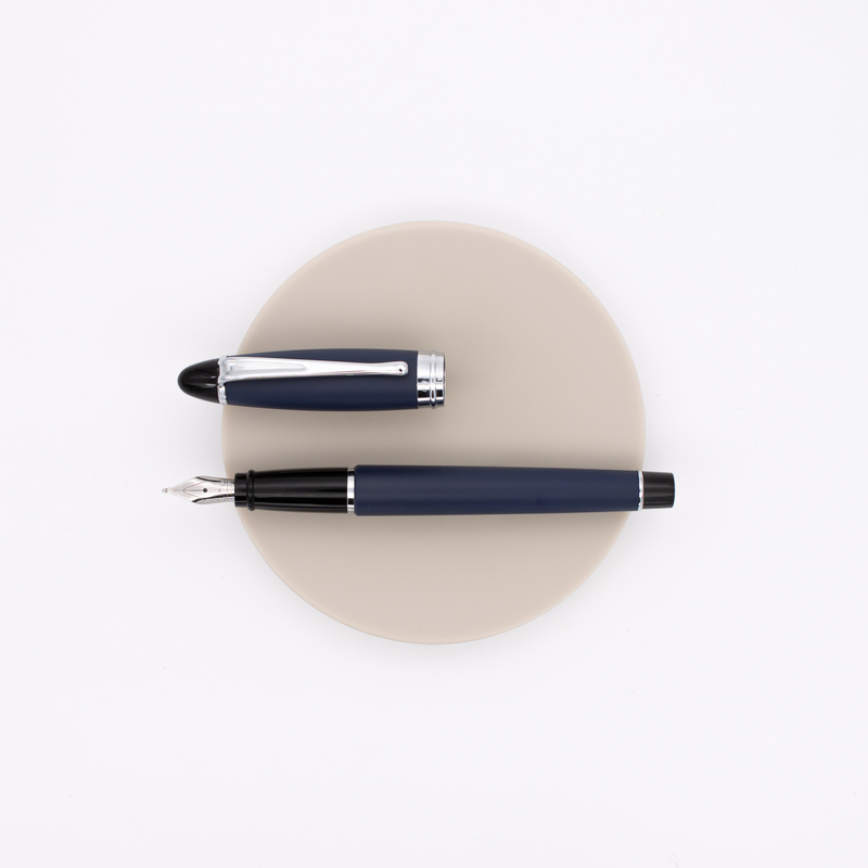 Aurora Ipsilon Satin Penna Stilografica Blu
