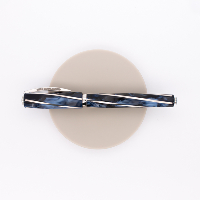 Visconti Divina Elegance Fountain Pen Blue